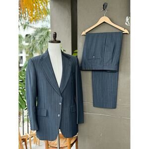 Embassy Square Union Made USA Men’s 40R 35x30 Gray Wool Pinstripe 2-Piece Suit